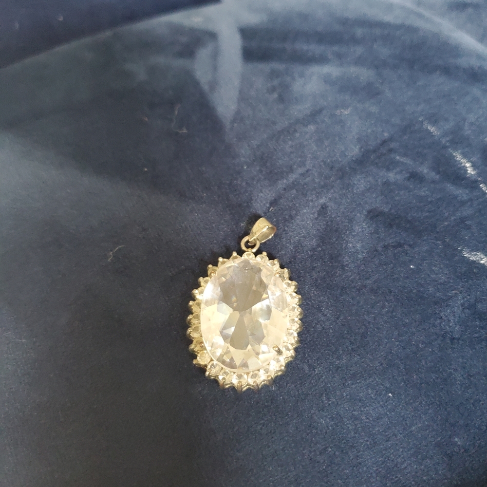 pendant - Picture 2 of 2